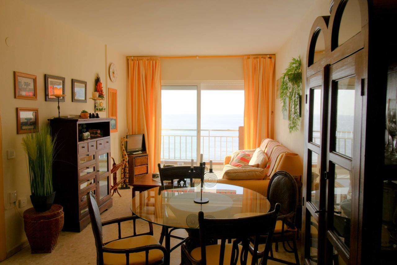 Suitur Apartamento Frente A La Playa 丰希罗拉 外观 照片